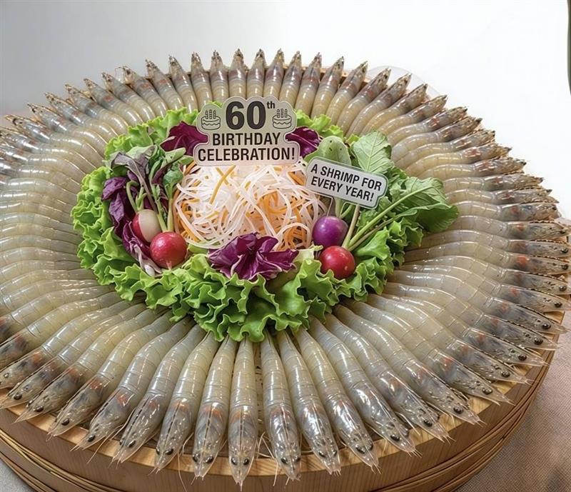 壽星好禮二擇一：你是豬腳派還是蝦蝦派?
